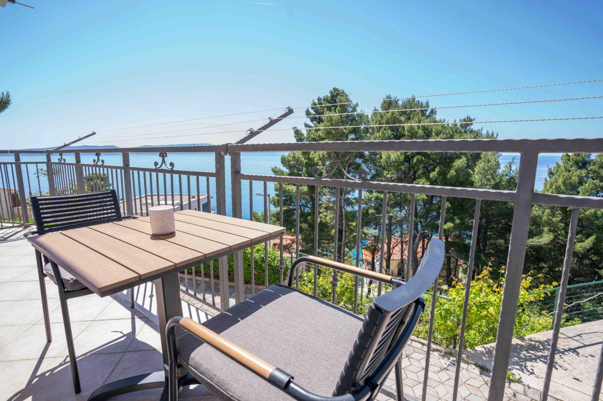 Sea View Apartment Gin Brela Buitenkant foto