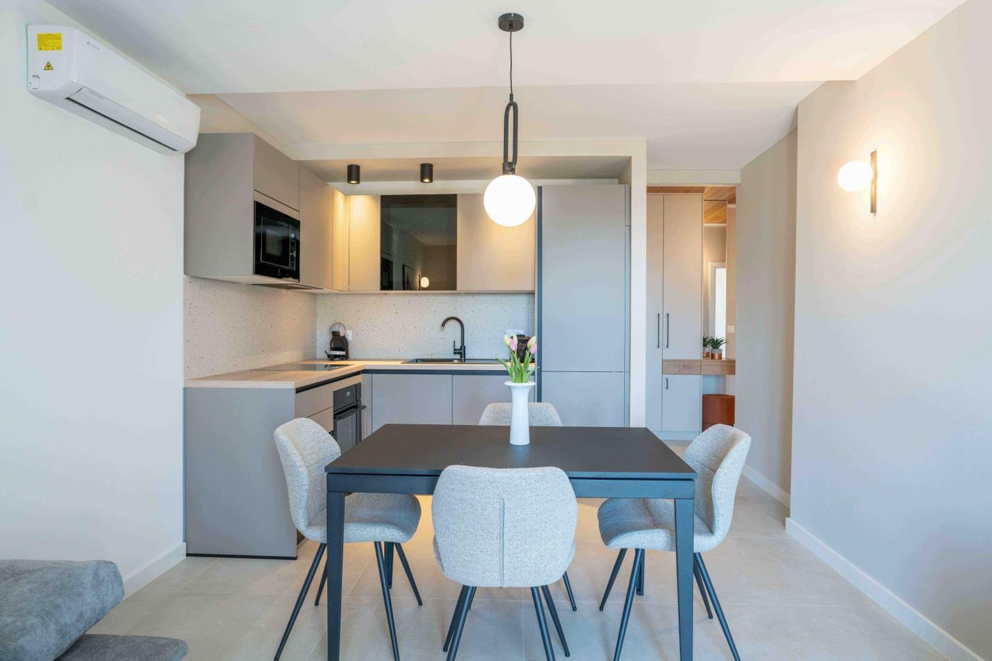 Sea View Apartment Gin Brela Buitenkant foto