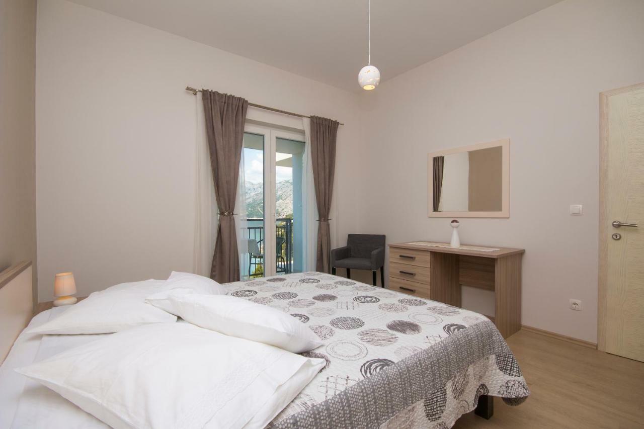 Sea View Apartment Gin Brela Buitenkant foto